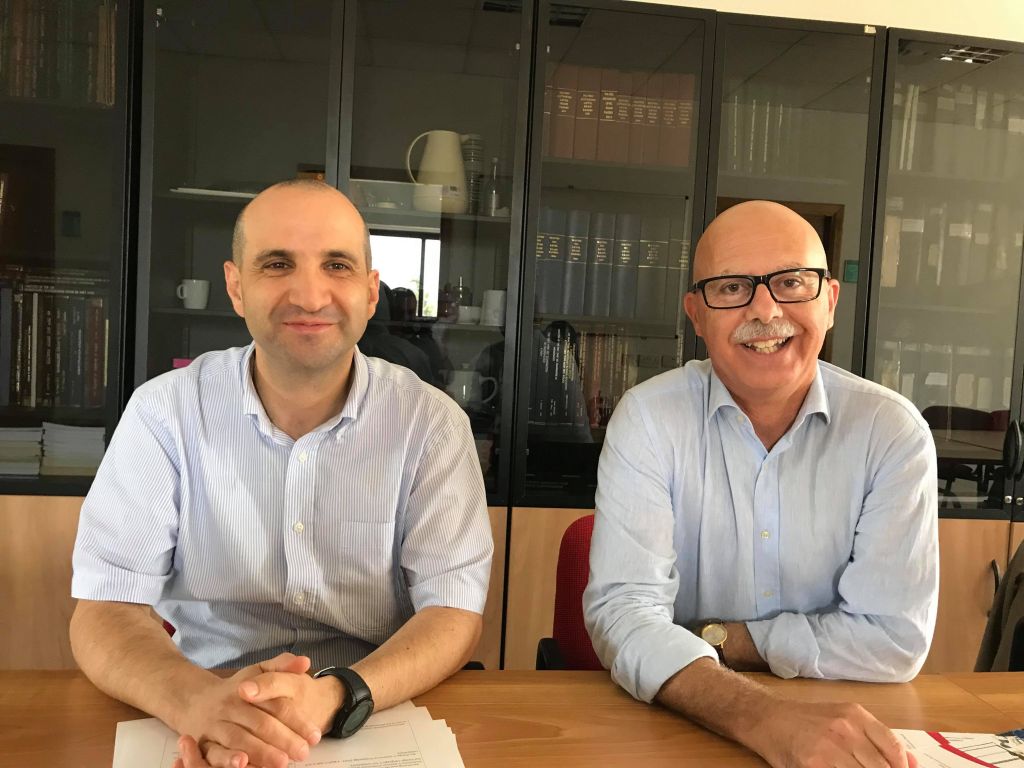 Foreign language teaching expert Mario Pace (right) with MATSEC director Dario Pirotta 