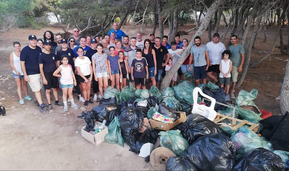 The cleanup organised by the Mellieħa council 