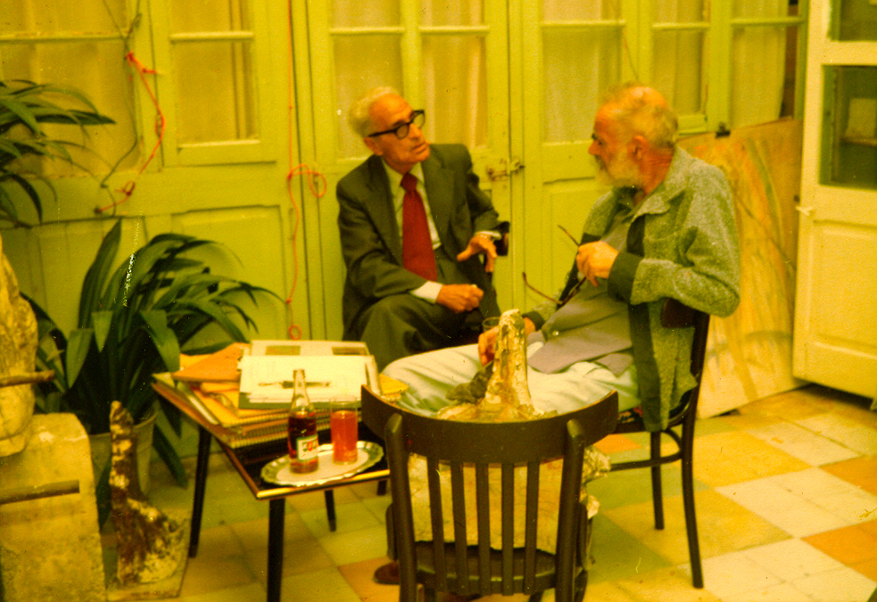 Josef Kalleya and Victor Pasmore at Kalleya's Blata l-Bajda studio in the early 1970s. Image courtesy: Josef Kalleya family archives