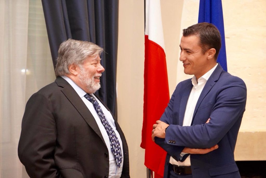 Apple co-founder Steve Wozniak (left) with Economy Minister Silvio Schembri 