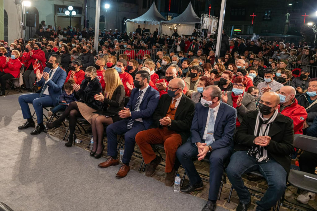 Members of the Hunting Federation on the front row at Camilleri's event