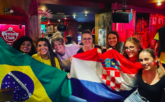 Croatian and Brazilian fans in Malta (Source: Bar Native Instagram)