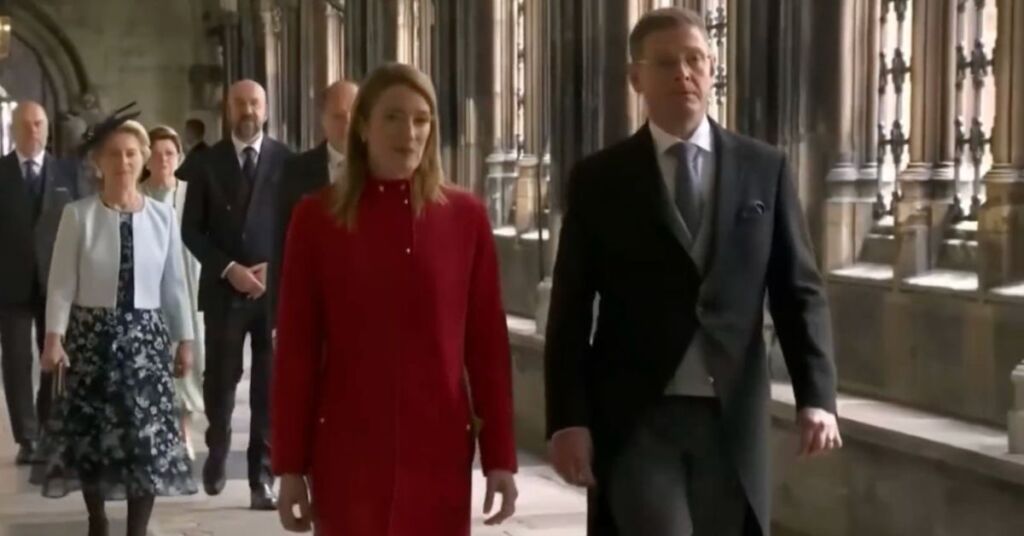 I don't want to make this political, but here is a photo of Madame President Metsola and Ukko Metsola at the coronation of King Charles II. No hat, although a flying saucer is creeping up on her from behind.